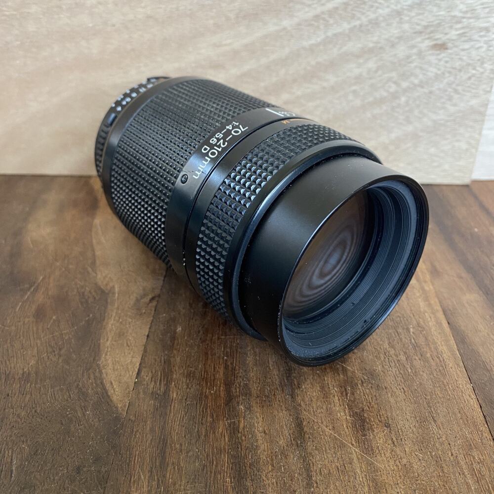 Nikon AF Nikkor 70-210mm 1:4-5.6 D Zoom Camera Lens - Picture 4 of 7